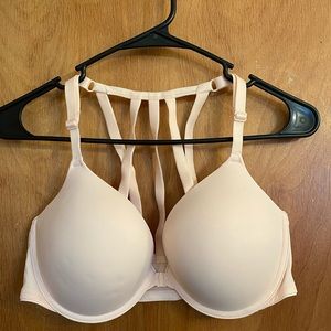 Victoria’s Secret PINK bra